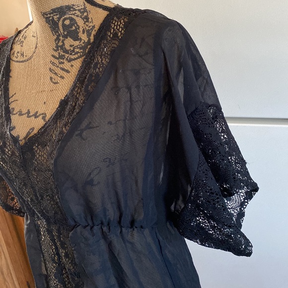 XHILARATION lightweight swimsuit coverup size woman’s medium - Picture 6 of 11